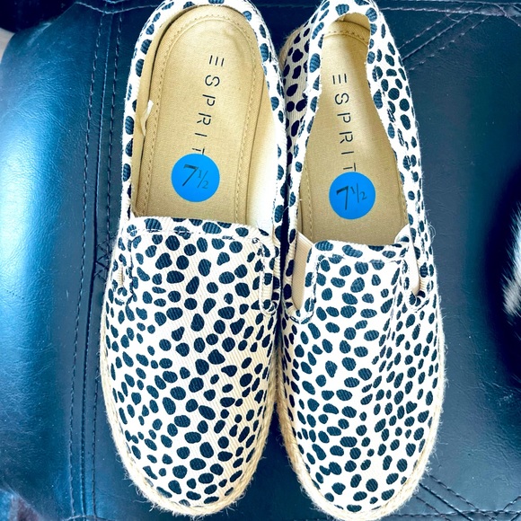 Leopard Print Shoes - Picture 1 of 3